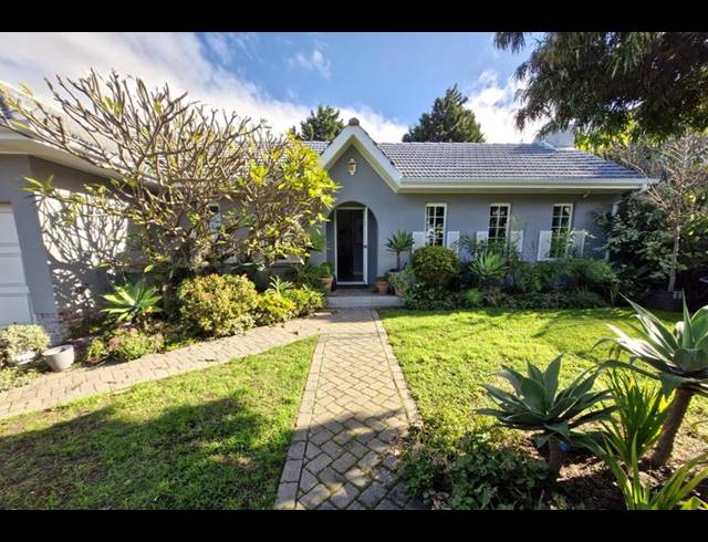 4 BEDROOM PROPERTY TO RENT IN KREUPELBOSCH
